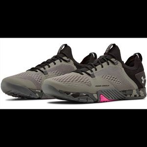 Under Armour Tribase Reign 2 Weightlifting Shoes Size 13 US Pink and Camo